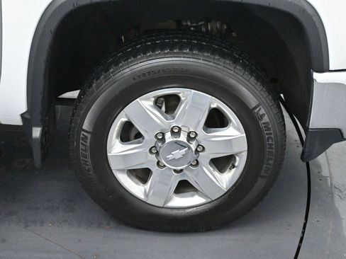 Used 2020 Chevrolet Silverado 3500 LTZ w/ Technology Package image 37