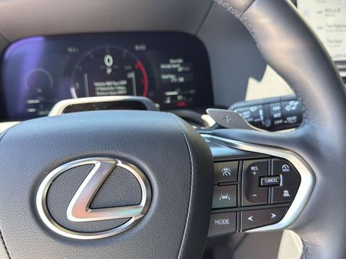 Used 2025 Lexus GX 550 w/ Cold Area Package AWD/4WD image 23