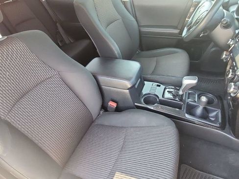Used 2023 Toyota 4Runner TRD Off-Road AWD/4WD image 34