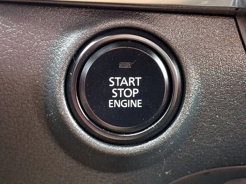 Used 2021 MAZDA MAZDA3 s AWD/4WD image 28
