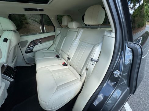Used 2023 Land Rover Range Rover SE AWD/4WD image 52