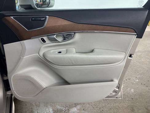 Used 2017 Volvo XC90 T6 Inscription w/ Vision Package AWD/4WD image 20
