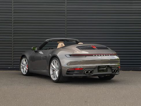 Certified 2021 Porsche 911 Carrera S RWD image 3