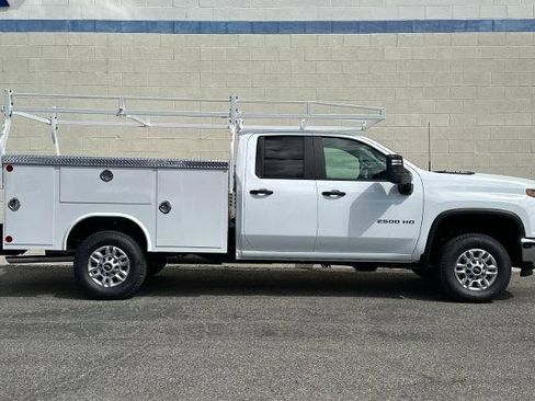New 2026 Chevrolet Silverado 2500 W/T w/ WT Convenience Package RWD image 3