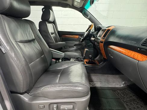 Used 2006 Lexus GX 470 image 24