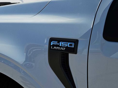 Used 2023 Ford F150 Lariat image 11