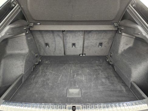 Used 2024 Audi Q3 2.0T Premium image 28