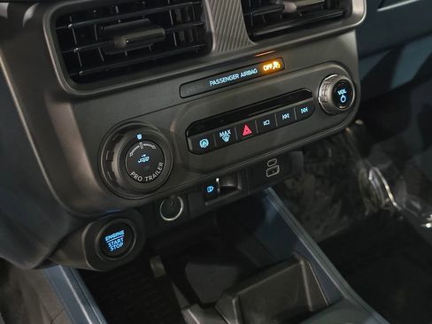 New 2025 Ford Maverick Lariat w/ Black Appearance Package AWD/4WD image 28