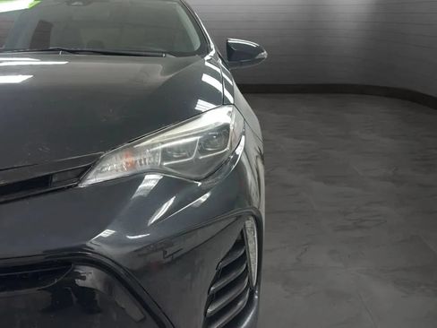 Used 2017 Toyota Corolla SE w/ Carpet Mat Package (TMS) FWD image 32