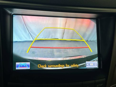 Used 2015 Lexus LX 570 image 17