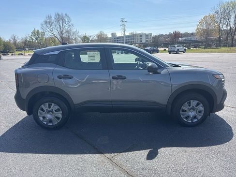 New 2026 Nissan Kicks S FWD image 9