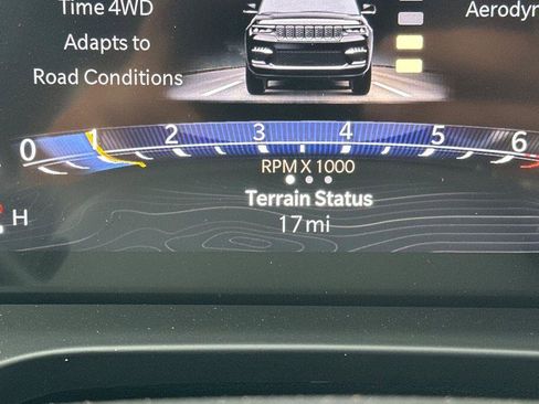 New 2025 Jeep Grand Cherokee Overland w/ Adv Protech Group III image 28