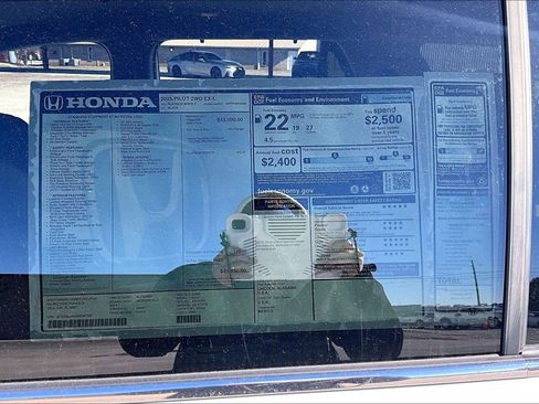 New 2025 Honda Pilot EX-L image 13