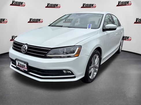 Used 2017 Volkswagen Jetta SEL FWD image 1