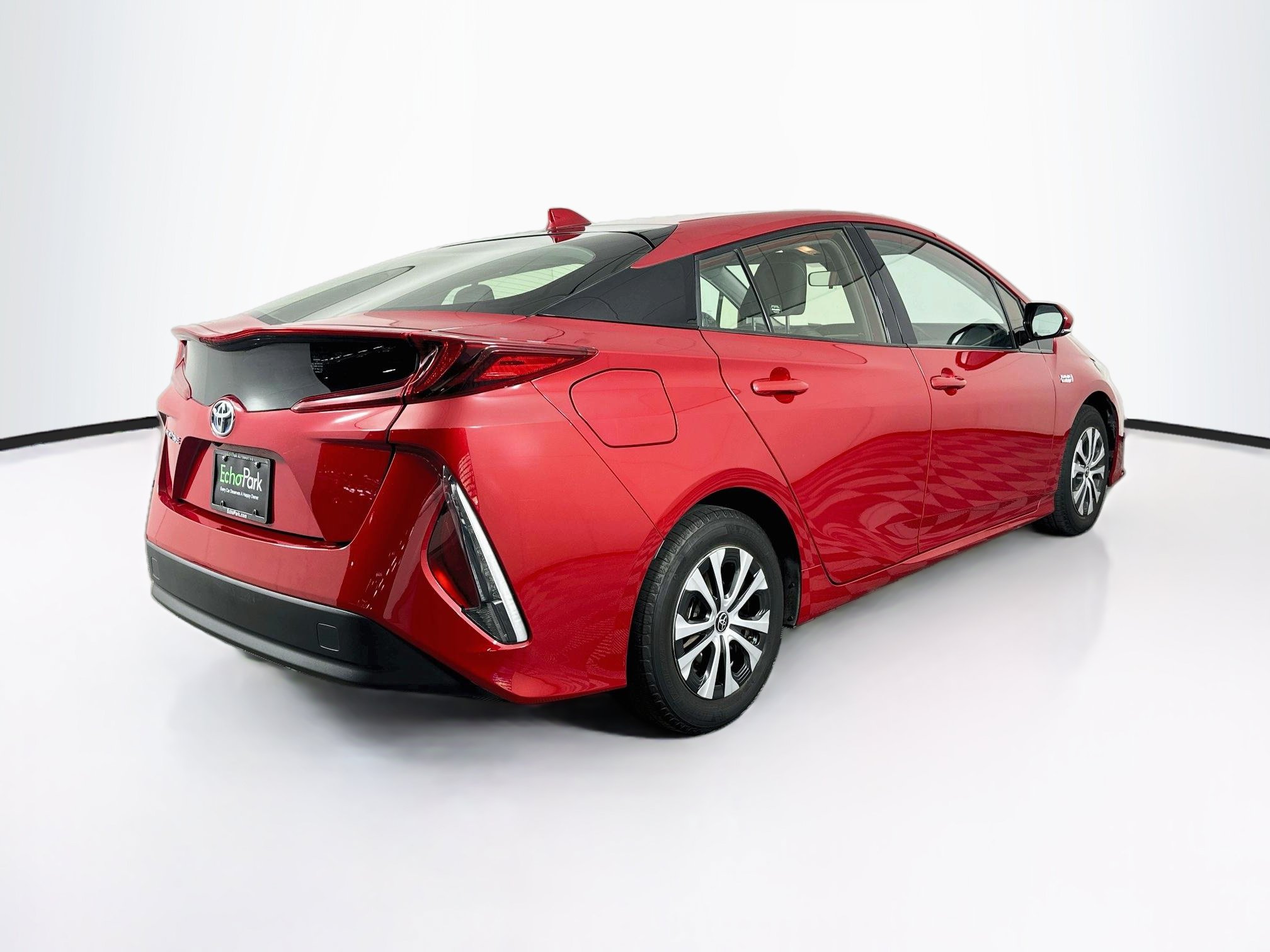 Used 2020 Toyota Prius Prime LE w/ Carpet Mat Package FWD image 9