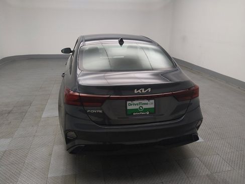 Used 2024 Kia Forte LXS FWD image 6
