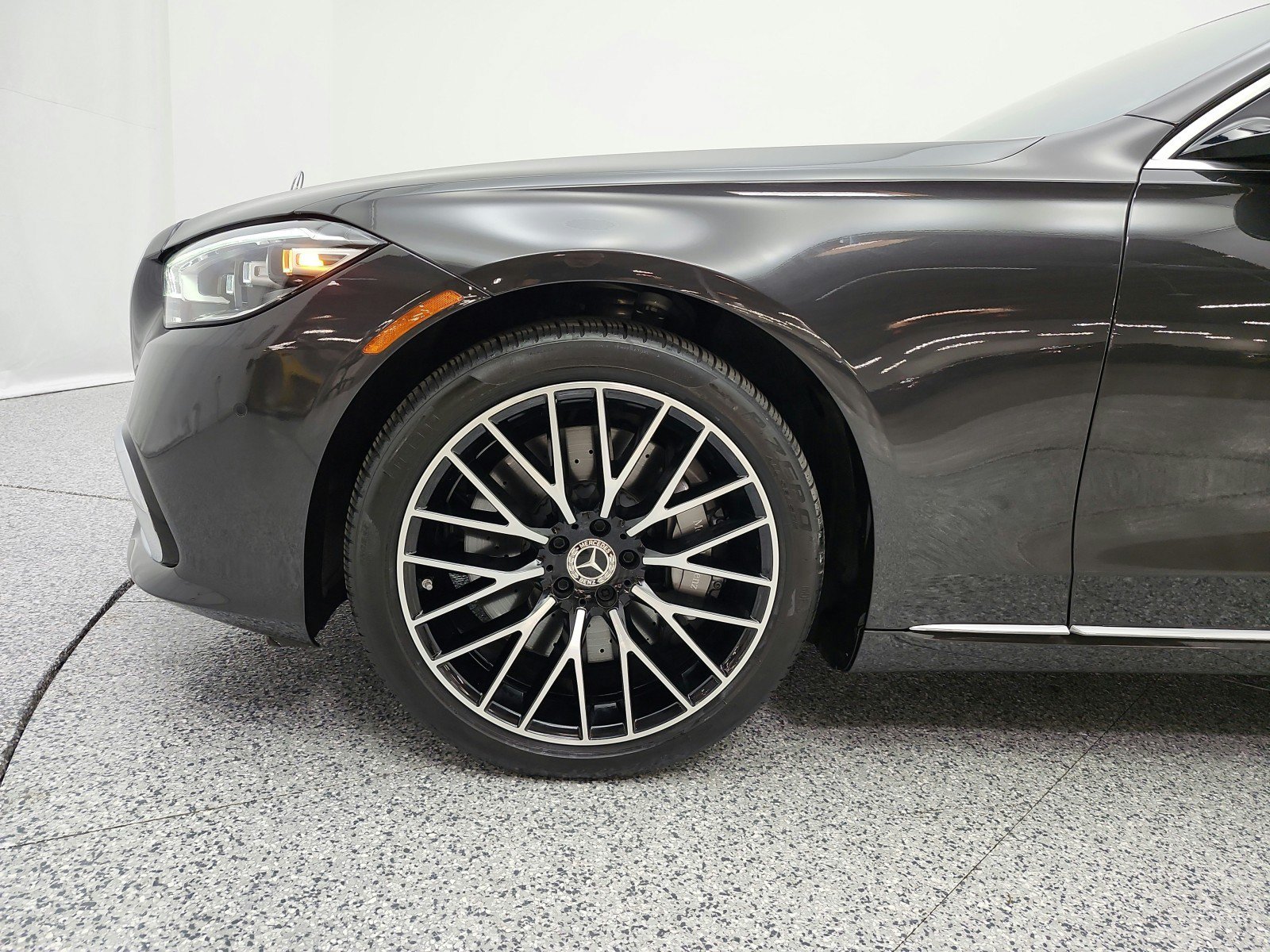 Certified 2023 Mercedes-Benz S 500 4MATIC image 22
