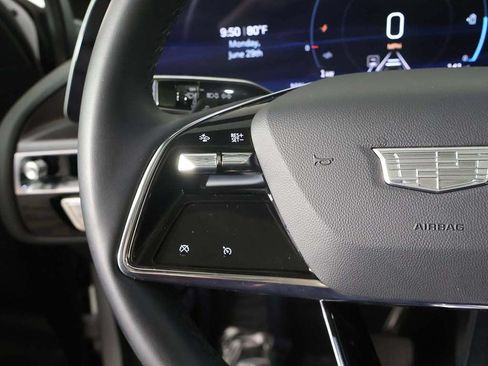 Used 2024 Cadillac Lyriq Tech RWD image 38