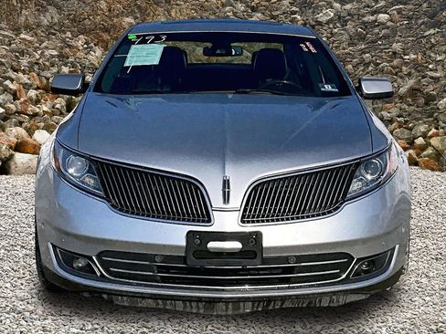 Used 2013 Lincoln MKS AWD image 3