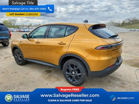 Used 2024 Dodge Hornet GT w/ GT Blacktop Package AWD/4WD image 3