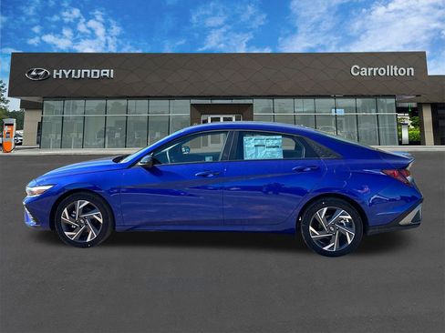 New 2025 Hyundai Elantra Sport image 8