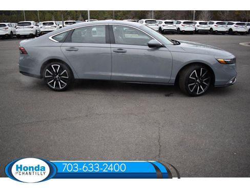 New 2026 Honda Accord Touring image 8