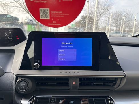 New 2026 Toyota Prius LE image 17