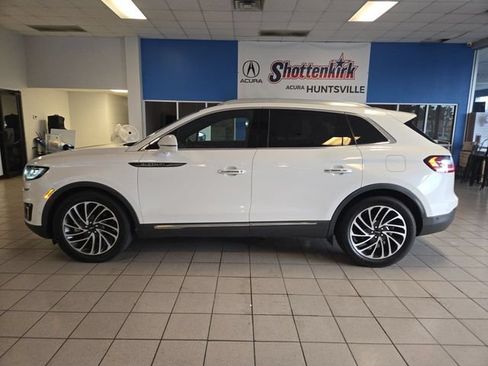 Used 2020 Lincoln Nautilus Reserve w/ Equipment Group 201A FWD image 5