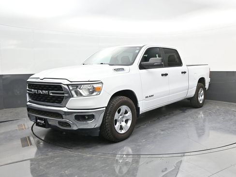 Used 2023 RAM 1500 Lone Star AWD/4WD image 3