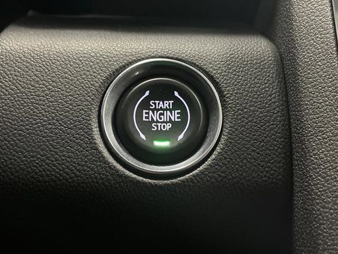 Used 2024 GMC Acadia Denali w/ Super Cruise Package image 24