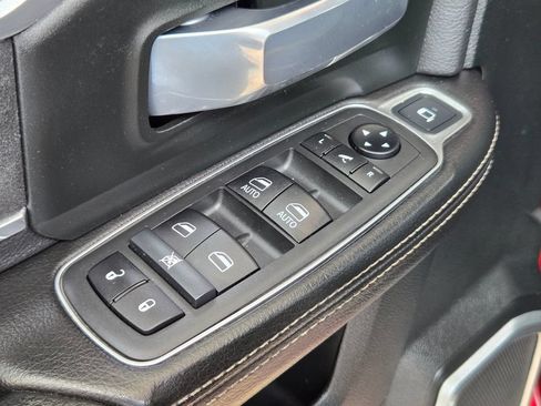 Used 2021 RAM 2500 Laramie AWD/4WD image 12