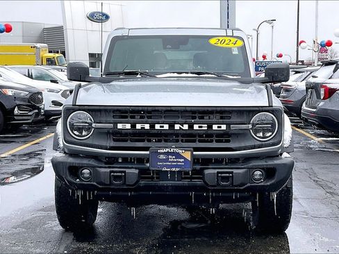 Certified 2024 Ford Bronco Black Diamond AWD/4WD image 2