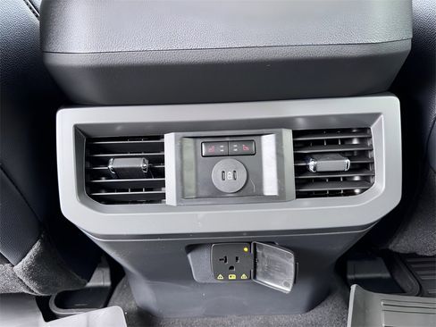 New 2026 Ford F250 Lariat w/ Lariat Ultimate Package image 36