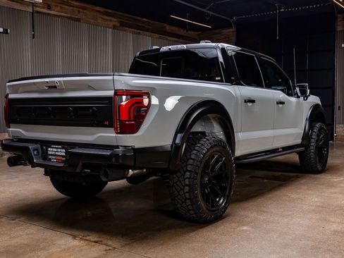 Used 2026 Ford F150 Raptor AWD/4WD image 10