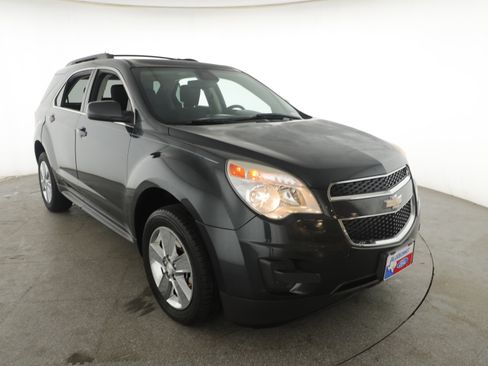 Used 2013 Chevrolet Equinox LT w/ All Star Package image 3