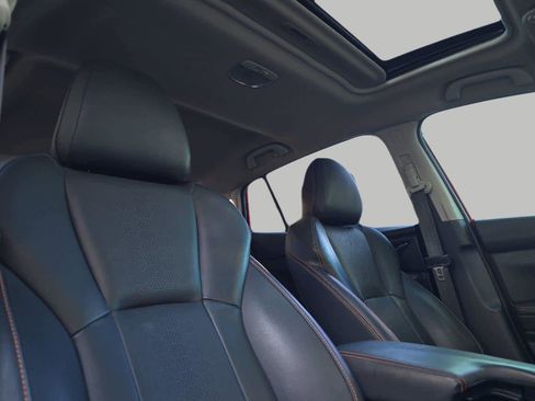 Used 2020 Subaru Crosstrek 2.0i Limited w/ Moonroof Package w/Navigation image 19