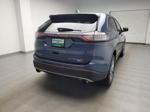 Used 2018 Ford Edge Titanium w/ Equipment Group 302A AWD/4WD image 7