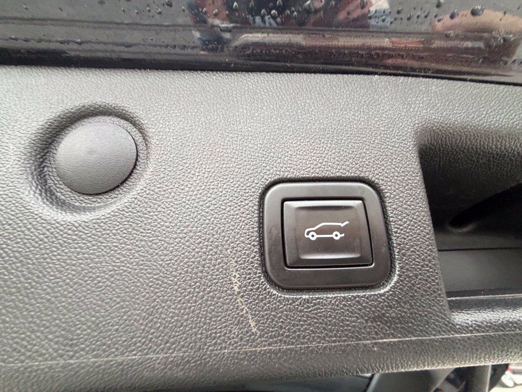 Used 2021 Chevrolet Equinox Premier AWD/4WD image 50
