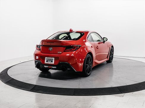 Used 2023 Toyota GR86 Premium w/ ALL Weather Mat Package (TMS) image 11