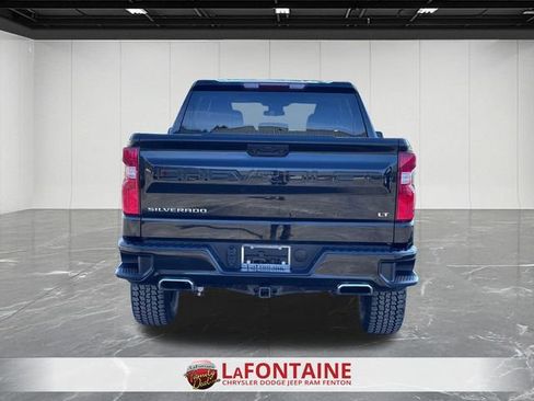 Used 2022 Chevrolet Silverado 1500 LT Trail Boss image 4