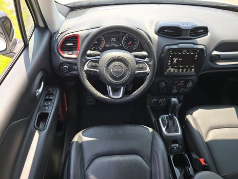 Used 2023 Jeep Renegade Trailhawk w/ Trailhawk Elite Group AWD/4WD image 26