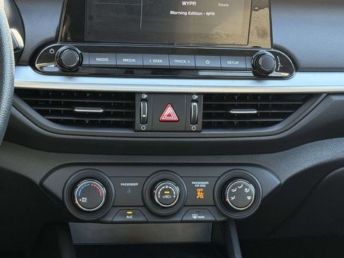 Used 2023 Kia Forte LXS image 18