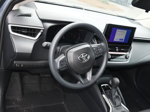 New 2026 Toyota Corolla LE FWD image 4
