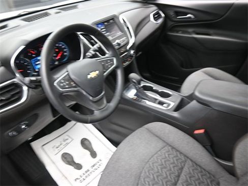 Used 2023 Chevrolet Equinox LT image 18