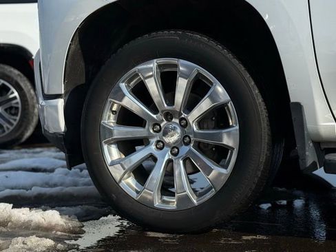 Used 2021 Chevrolet Silverado 1500 High Country image 44
