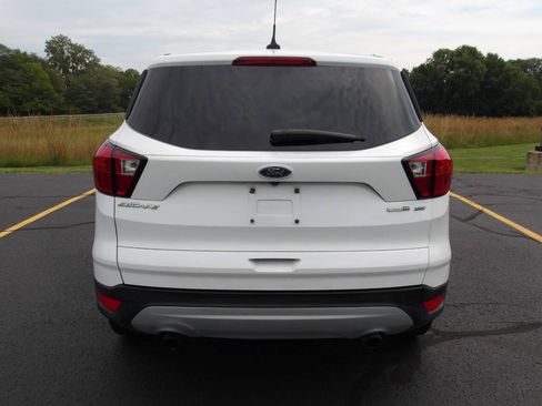 Used 2019 Ford Escape SE AWD/4WD image 4