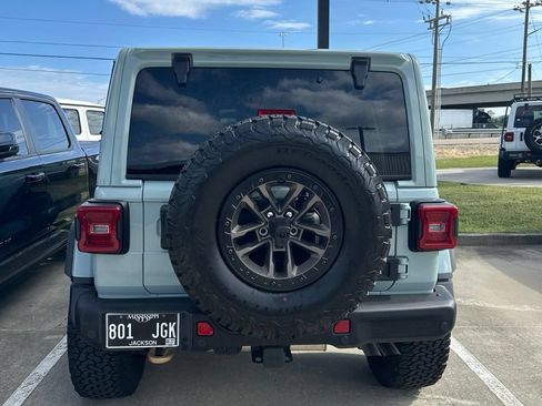 Used 2024 Jeep Wrangler Unlimited Rubicon 392 AWD/4WD image 5