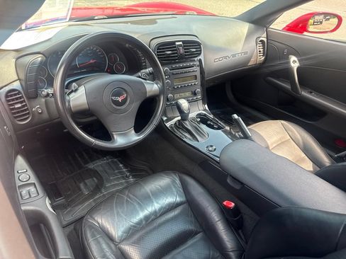 Used 2008 Chevrolet Corvette Coupe w/ Preferred Equipment Group RWD image 30