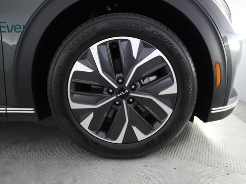Used 2024 Kia EV6 Light RWD image 20