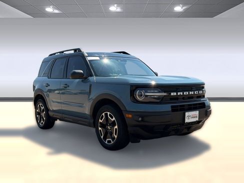Used 2022 Ford Bronco Sport Outer Banks w/ Tech Package AWD/4WD image 7